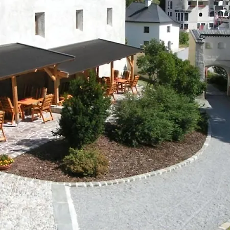 Schloss Naudersberg 1 In Apartment Nauders