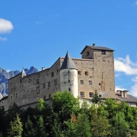 Schloss Naudersberg 1 In アパート *
